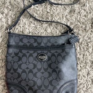 Coach crossbody LIKE NEW